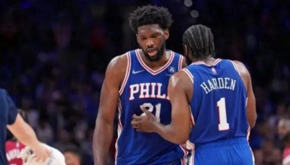 开云体育下载-【观察】里弗斯确定留任 76人休赛期面临多重问题