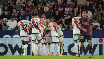 开云体育官网-莱万特已只能踢决赛