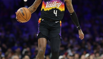 开云官网-慢慢来！杰伦·格林：这是我生涯第一次打替补 相信过程